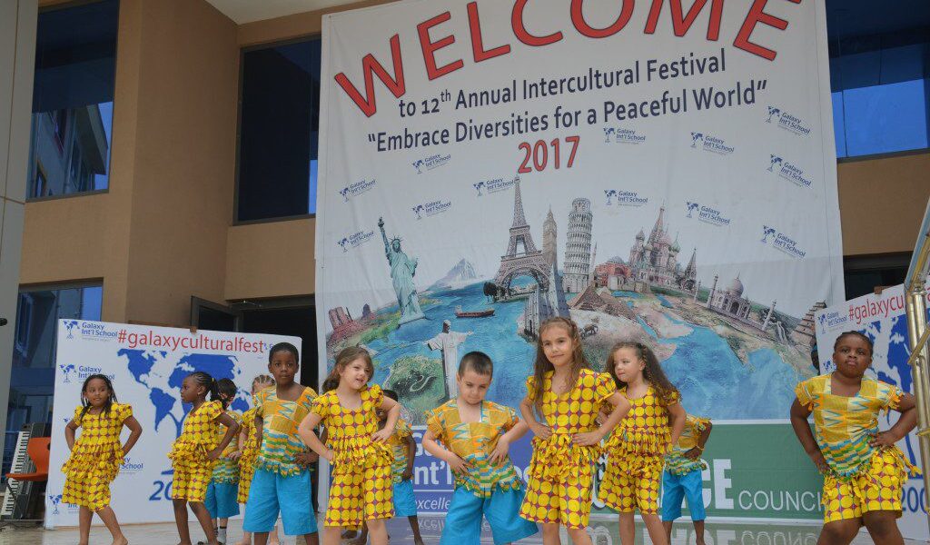 Int_Fest1
